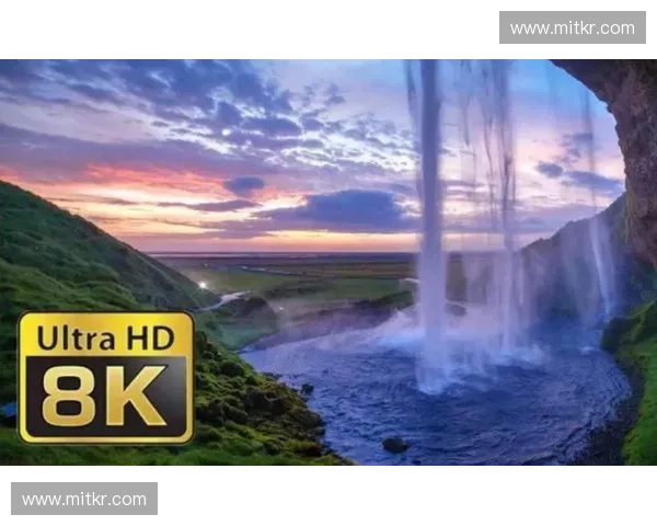 以手机直播间为核心打造沉浸式互动消费新模式探索路径